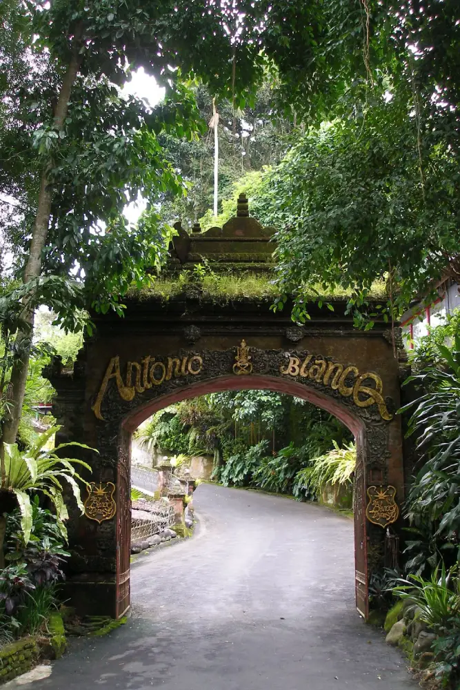 Photo Blanco Museum by httpsi.pinimg.com