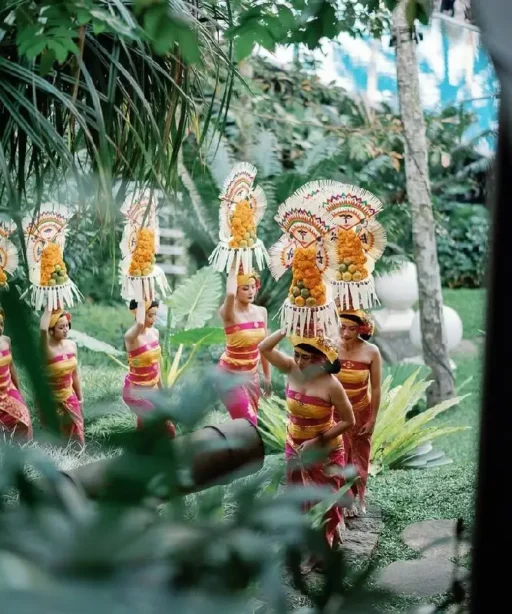 Photo Balinese by WeddingMarket - Common Balinese Words